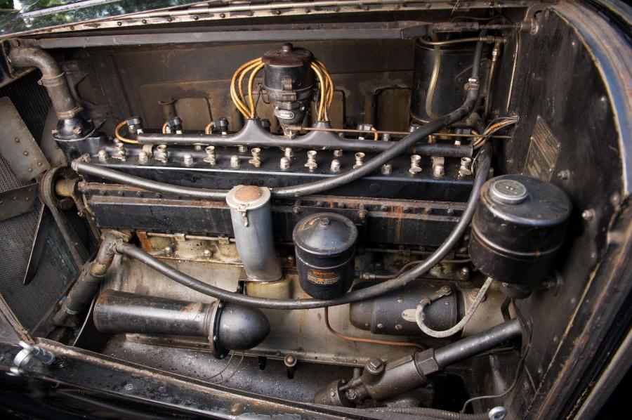  Packard Custom Eight 7-Passenger Sedan 1928 года  (фото 8 из 9)